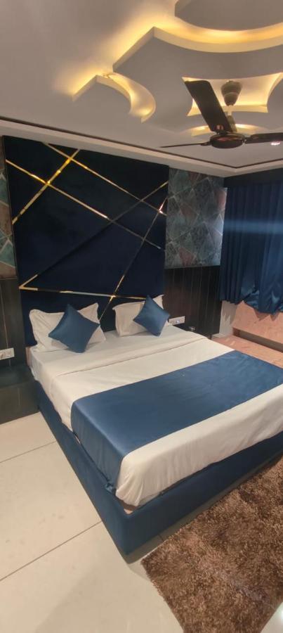 Prime View Hotel Ahmedabad Extérieur photo