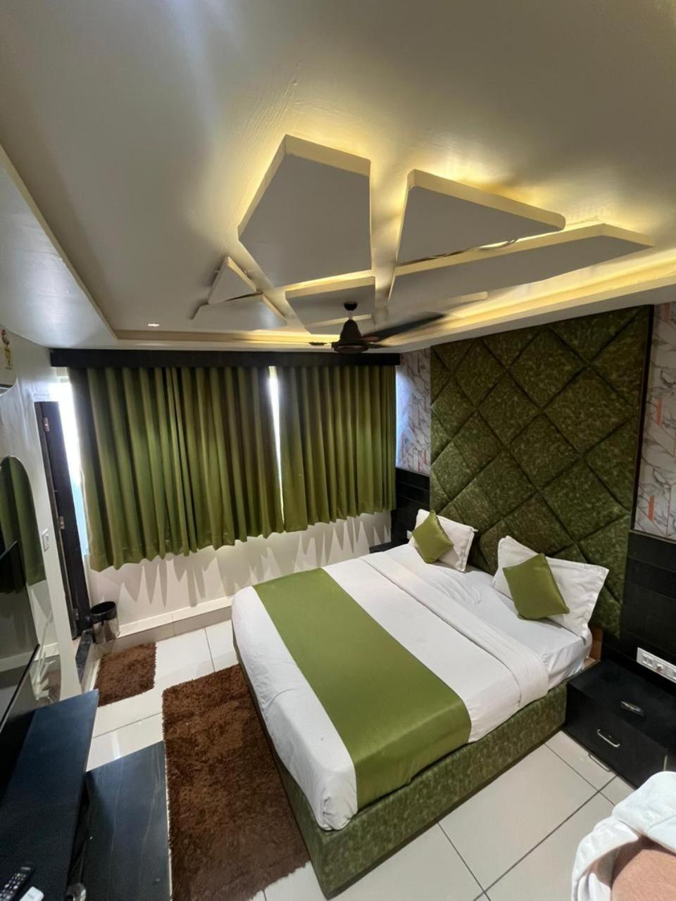 Prime View Hotel Ahmedabad Chambre photo