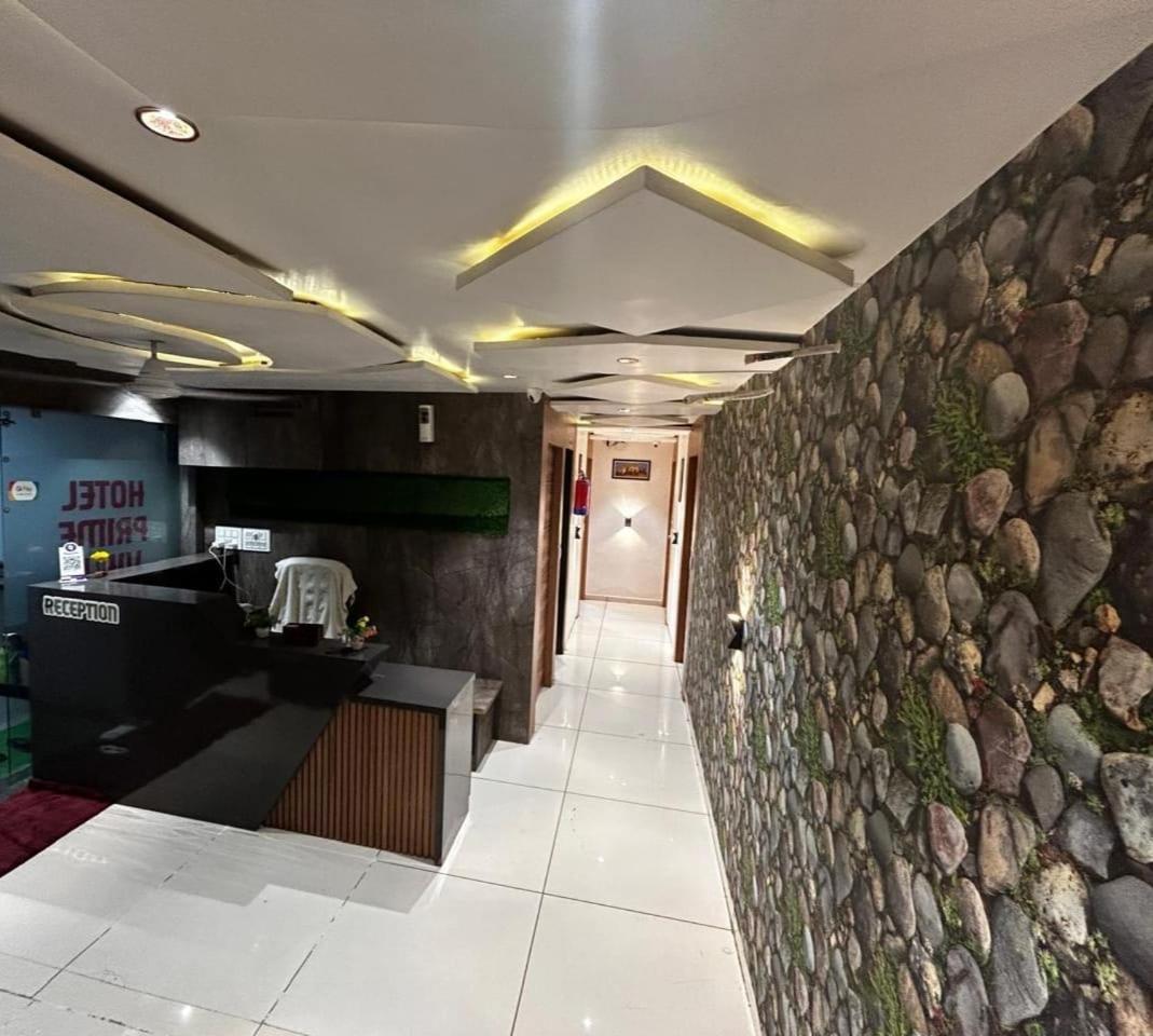 Prime View Hotel Ahmedabad Extérieur photo
